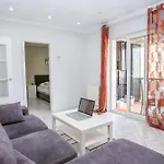Design Modernist Apartment *